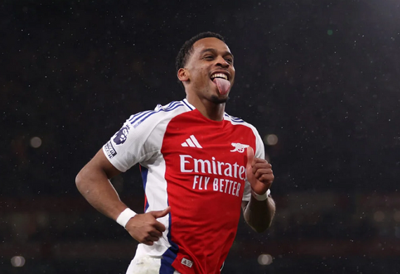 Timber trấn an Arsenal sau chấn thương, sẵn sàng trở lại